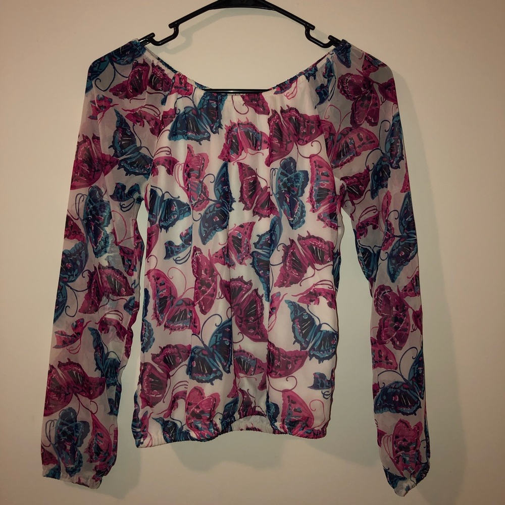 Butterfly off the shoulder shirt